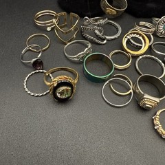 Vintage – Modern Lot Of 45 Costume Rings Assorted Sizes
