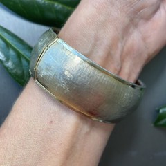 Vintage Bangle Bracelet Estate Jewelry Pre-Owned Textured Gold Plated Wash 7″