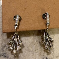 Vintage 1950s Silver Champagne Rhinestone Pearl Bow Drop Clip On Earrings