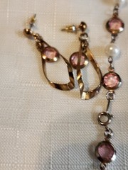 Vintage Avon Pearl And Peach Bezel Set Necklace And Pierced Earrings