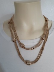 CHICO’S women necklace gold tone 24 inch long NWOT excellent condition