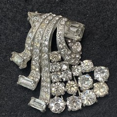 Vintage Eisenberg Original Signed Waterfall Rhinestone Brooch