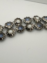Vintage Gayle attributed bracelet blue givre milk glass rhinestone crown prongs