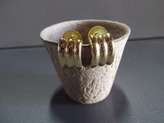 1 Pair Old 1″in Stud Gold Tone Bars 1/4 Moon Shape