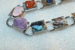11 Semi-Precious Stones on Silvertone Link Bracelet Costume Jewel 7.75″ long