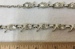 Necklace Collar Rhinestone Stone Leaf Leaves Silver Tone Metal Vintage 17″