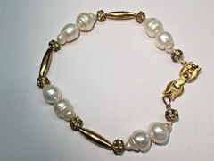 Vintage Monet Faux Pearl & Rhinestone Bracelet Gold Tone Fold Over Clasp 9″!