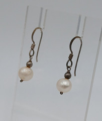 VTG 7mm Pearl Dangle Earrings 1in Drop Sterling Silver French Wire 1.43g Estate