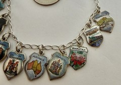 Vintage 10 Australia Tourist Historical Sites Shield Charms 925 Bracelet 7 3/4”