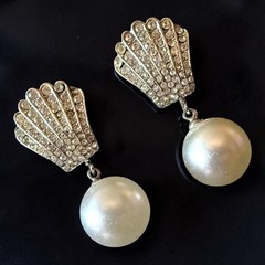 Art Deco Earrings Rhinestone Faux Pearl Dangle Scallop Shell Screwback Vintage