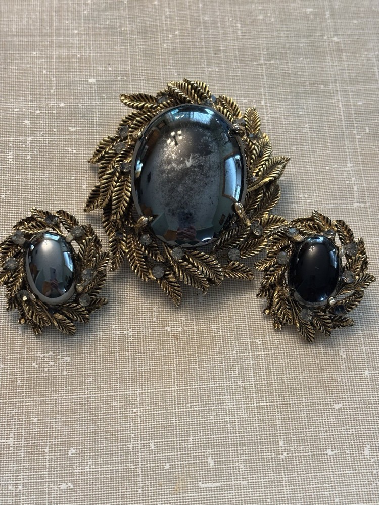 Vtg Alice Caviness Antiqued Goldplate Black Oval Hematite Style Brooch Earrings