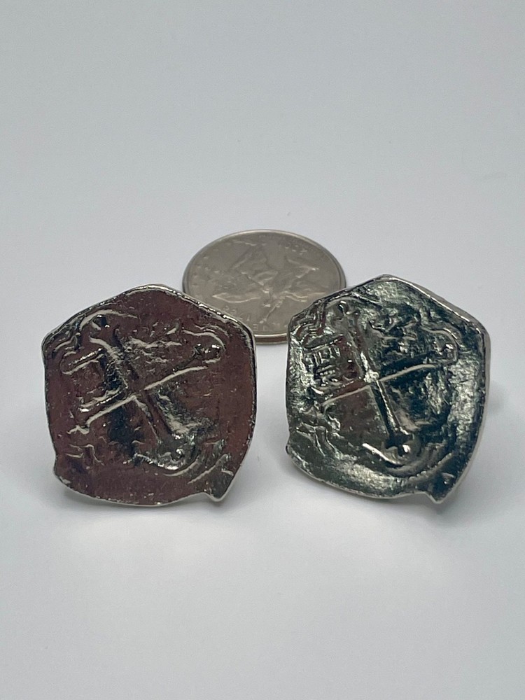 Vintage Lucaya Bahamas Souvenir Spanish Cob Pirate Coin Silver Tone Cufflinks