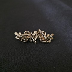 Vintage Coro Gold Tone Rhinestone Cluster Clip On Earrings Leaf Spray
