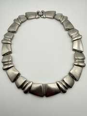 Vintage Monet Brushed Nickel Silver Tone Necklace 16”