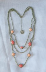 Vintage 90’s – 22″ gold tone Crown Trifari necklace with peach and coral accents