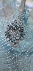 Vintage Juliana DeLizza Elster Wreath Brooch Smoky Gray Clear Rhinestone Pin DE