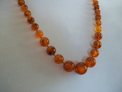Art Deco Baltic Amber Necklace – Graduated Beads with Inclusions – Circa 1925