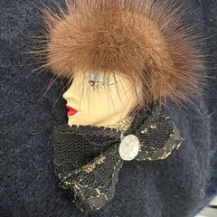 Vintage Brooch Pin Ladies Face With Fur Hat Bow At Neck