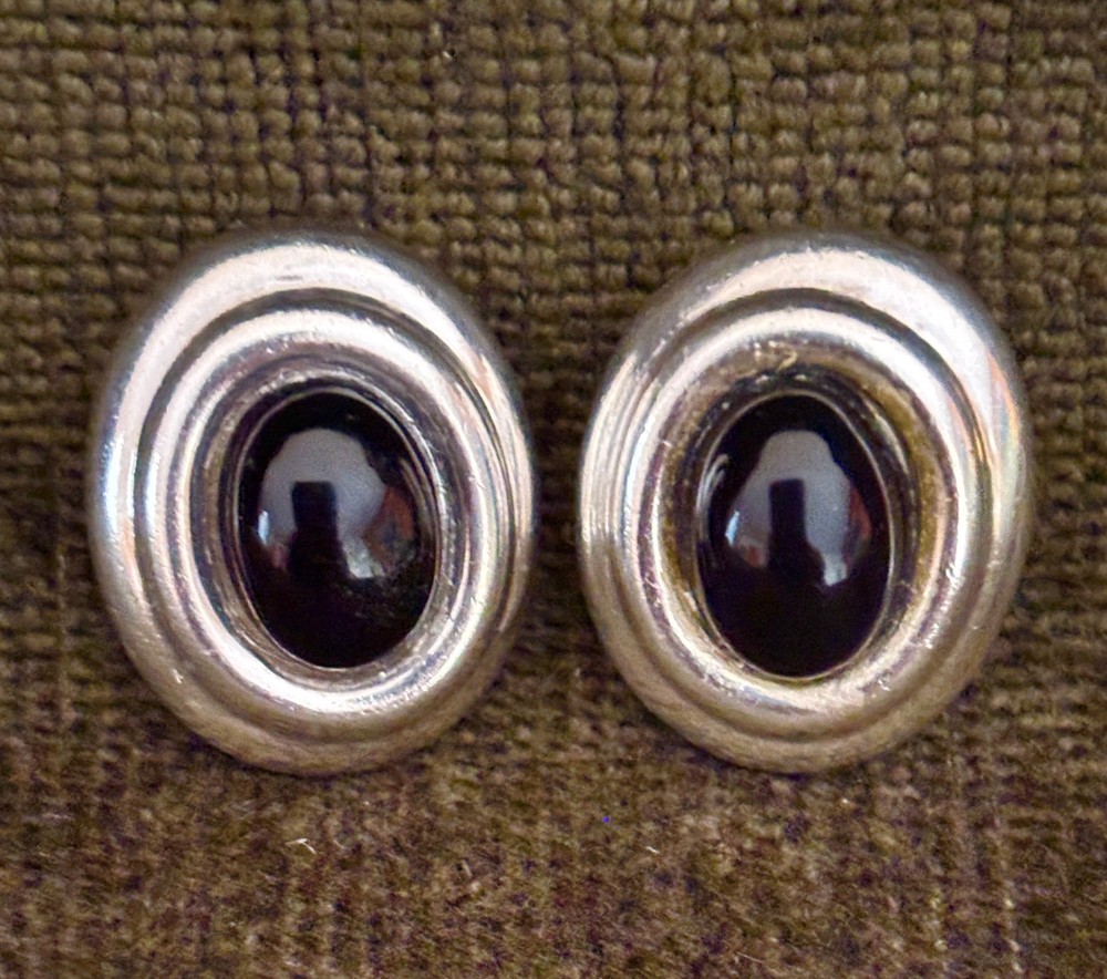 Vintage Sterling Silver Clip-on Earrings Black Oval Inset Stamped Zina 925