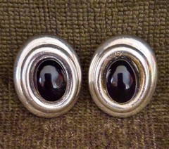 Vintage Sterling Silver Clip-on Earrings Black Oval Inset Stamped Zina 925