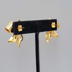 Vintage Tona Bow Gold Plated Pierced Earrings Drop 1.25″