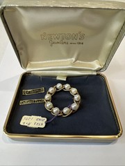 Vintage Jewelry—Brooch 12K GF Cultured Pearl Round Pin NEW In Box Newtons USA