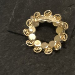 Vintage Smokey Aurora Borealis Rhinestones, Gold Tone Filigree Wreath Brooch.