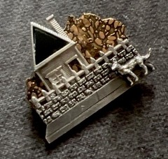 JP REARDON Artist Vintage STERLING SILVER Dog And House Pin Collectors Brooch