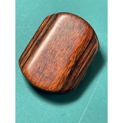 Vintage Polished Wood Scarf Clip Gold Tone Hinged Ring Brown Grain Accessory