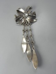 Mexico 3 1/4″ Brooch Sterling Silver Amethyst Long Dangles Vintage 1940s Taxco