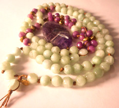 Vtg in2 Amethyst Pendant Charoite Aventurine Goldtone Beaded Necklace 31/33″
