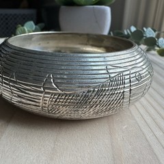 VTG Bangle Bracelet Size 8 Engraved Carp Fish Silver Tone Metal Incised Asian