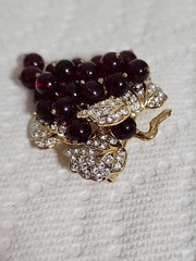 Nolan Miller Bordeaux Grape Pin Brooch *MINT NOS W/ ORIGINAL BOX & COA*
