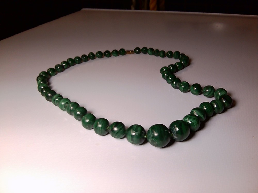 Vintage Genuine Natural Malachite Graduated Bead Necklace 22” 110g