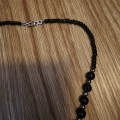 Vintage Black Stone Gem Shiny Iridescent Beads Necklace Beautiful