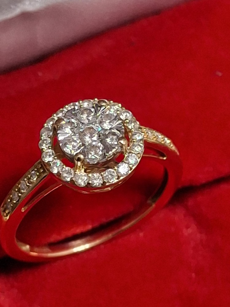 Vintage .65 ct. t.w. Diamond Cluster Ring in 14kt Yellow Gold. Size 7
