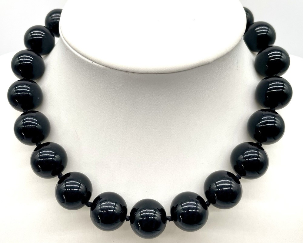 Vtg MONET Large 17 mm Chunky Black Bead Adj Choker 16″ Weighs 2.6 OZ