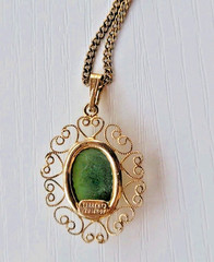 Title Vintage Sorrento 1/20 12KT Gold Filled Green Cabochon Filigree Pendant