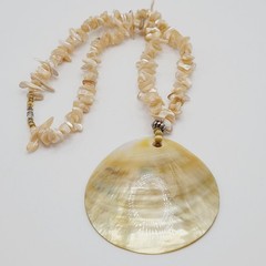 Natural Polished Shell Pendant MOP Abalone Irregular Chip Strand Vtg Necklace