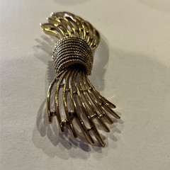 VINTAGE OSCAR DE LA RENTA Signed Gold Tone Bow Brooch Pin, Rare, 3.25”