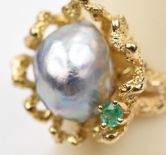 1950s 14k Gold Textured Ring Sz 8 w/Blue Baroque Pearl 10-12mm Emerald 11.4g