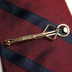 Vintage 1940s Modernist Krementz Rolled Gold Red Glass Cabochon Tie Clip Bar