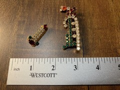 Vintage 20PC Lot Of Christmas Brooches, Pins, Button Covers, And Accent Pieces
