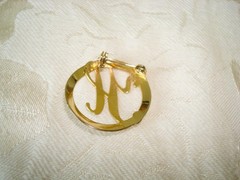 Vintage Gold Tone Circle Pin Brooch With Initial H 1 1/8 In. KJ