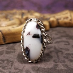 Vintage West Germany Milk Glass Cocktail Ring Black Swirl SZ 7 NOS Jewelry