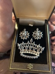 Vtg B.David Crown Multi RS Brooch & Clip On Earrings Euc