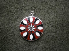 Large Pennsylvania Dutch Good Luck Hex Sign Vintage Silvertone & Enamel Charm 5g