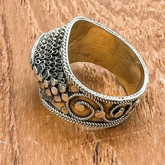1970s Vintage Brass Boho Hippie Domed Signet-type Ring/Sz 5.25