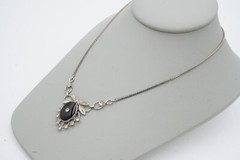 Vintage Sterling Silver 925 Rhinestone Necklace 17.75″