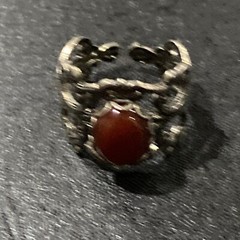 vintage ring size 7 adjusts scroll work burgundy stone